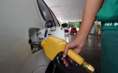 Consumidor pode pagar menos para encher o tanque com gasolina na Grande Vitória