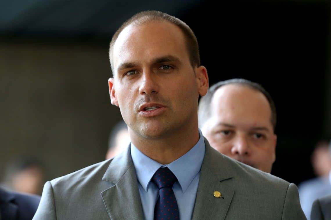 Eduardo Bolsonaro no Centro Cultural Banco do Brasil (CCBB), em Brasília, onde funciona o gabinete de transição de governo.