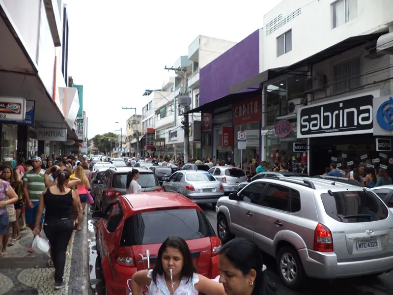 Empresas devem fechar as portas e liberar funcionários durante protesto em Vitória