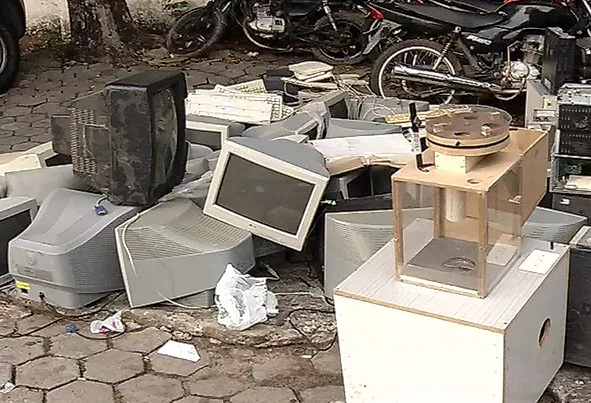 Mais de 30 computadores são apreendidos em bingo clandestino de Vila Velha