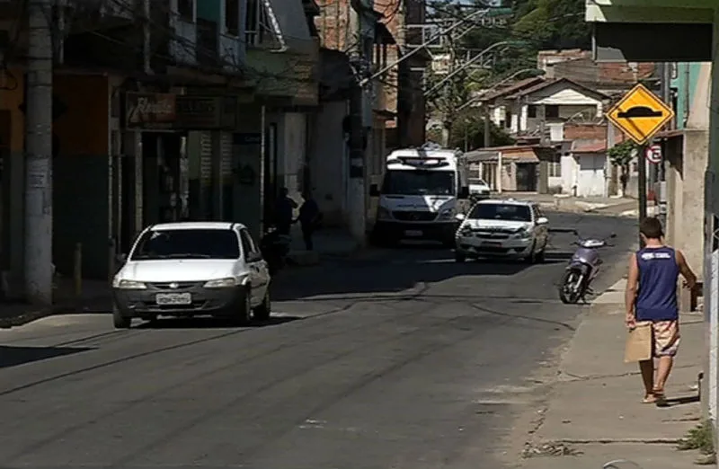 Capitão da reserva da Polícia Militar é baleado durante tentativa de assalto em Cariacica