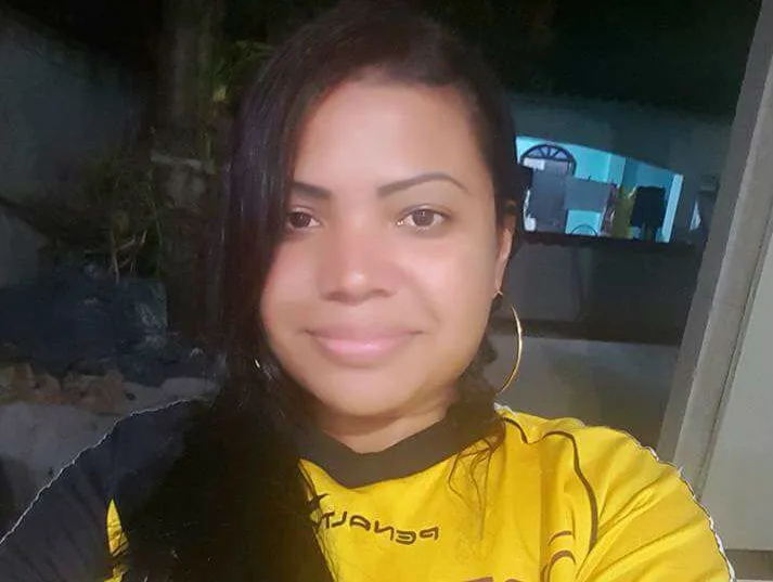 Mulher é presa em Cariacica suspeita de usar documentos falsos para fazer compras