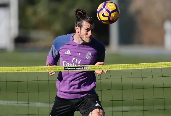 Com lesão no tornozelo, Bale deve desfalcar Real diante do Barcelona