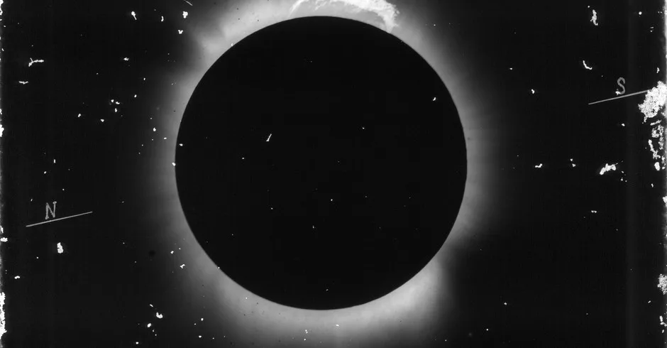 Há 100 anos, eclipse observado em Sobral comprovava teoria de Albert Einstein