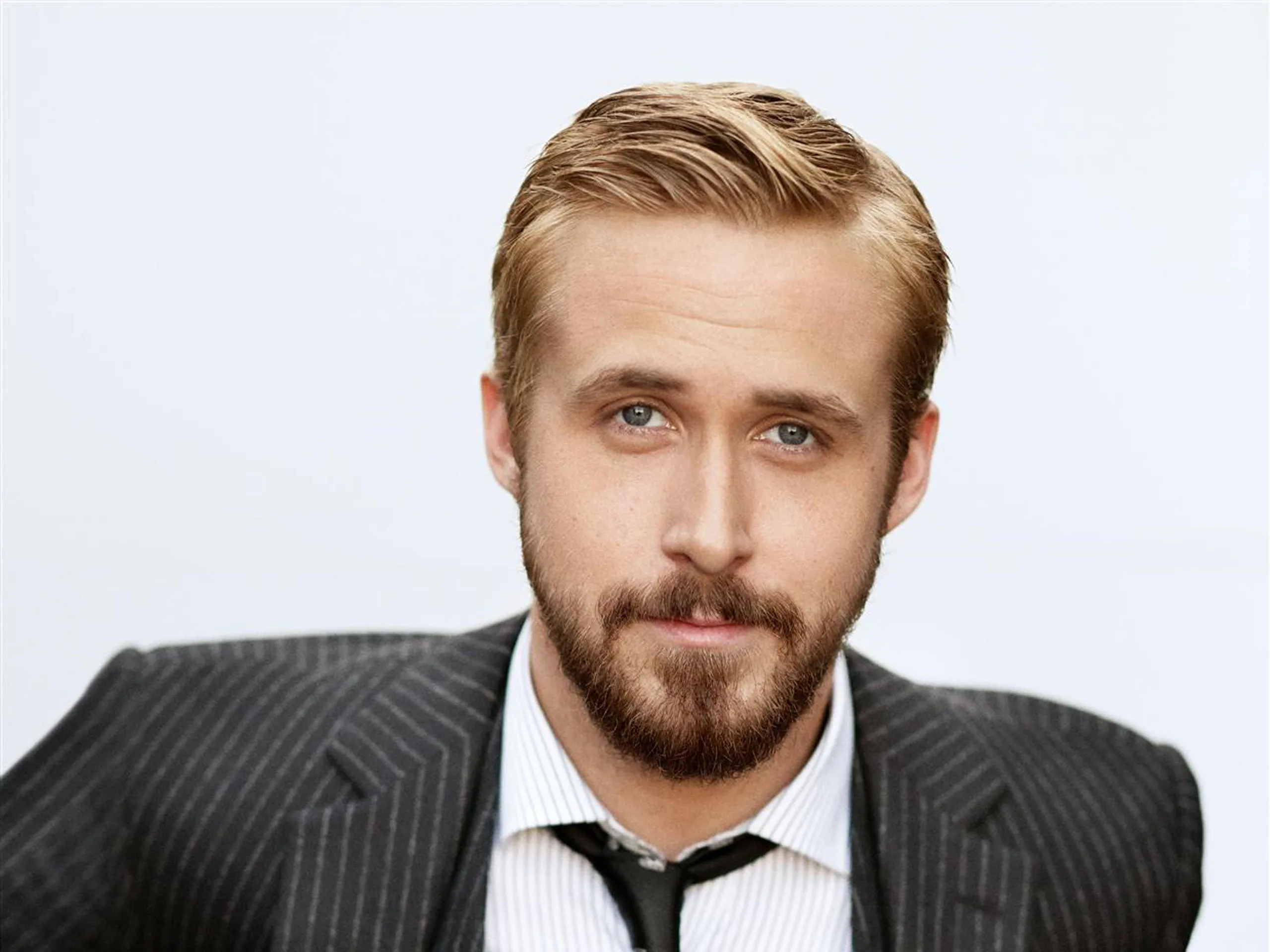 Ryan Gosling faz homenagem ao cachorro dele que morreu