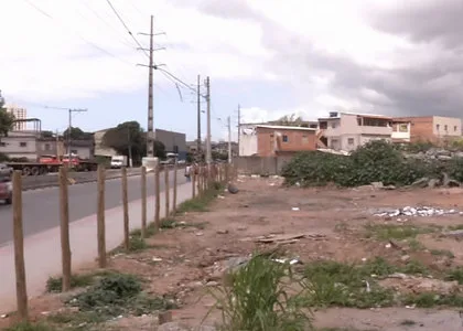 Tiroteio em terreno próximo a escola deixa uma pessoa morta e assusta alunos em Vila Velha