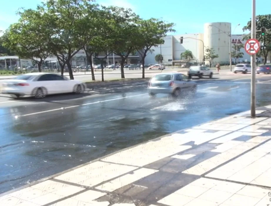 Limpeza de caixa d’água gera desperdício na Ales