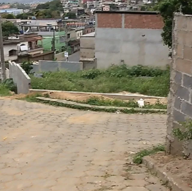 Jovem sofre tentativa de assassinato no caminho da casa da mãe em Cariacica