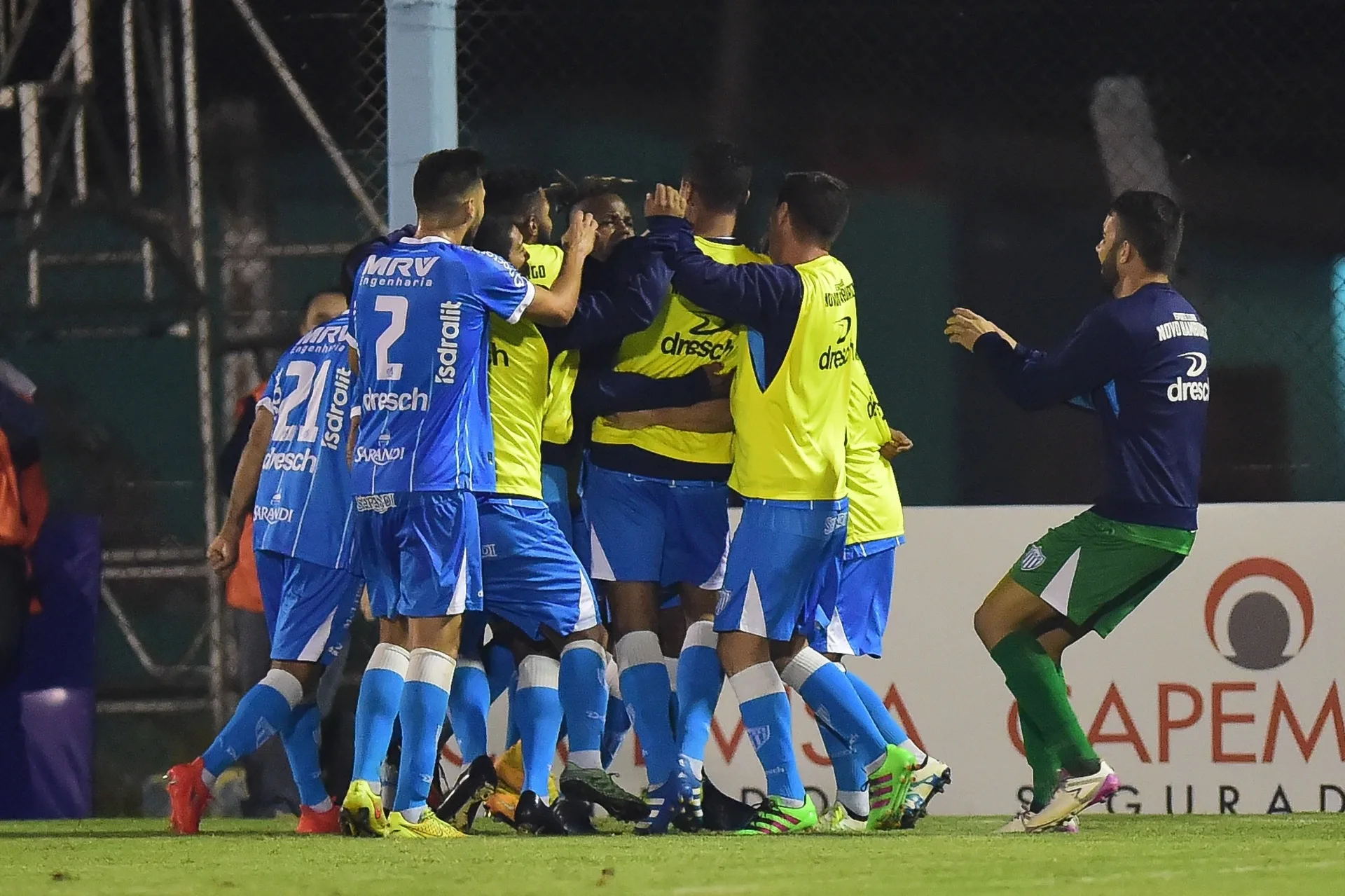 Campeão gaúcho, técnico do Novo Hamburgo exalta 'conquista do interior'