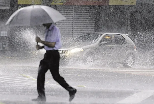 ES recebe alerta de tempestade com queda de granizo e ventos intensos