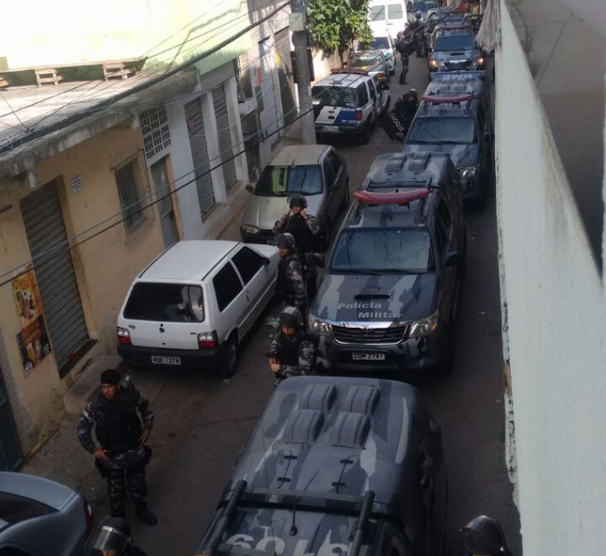 Após protestos e atos de vandalismo, seis bairros continuam ocupados pela polícia em Vitória