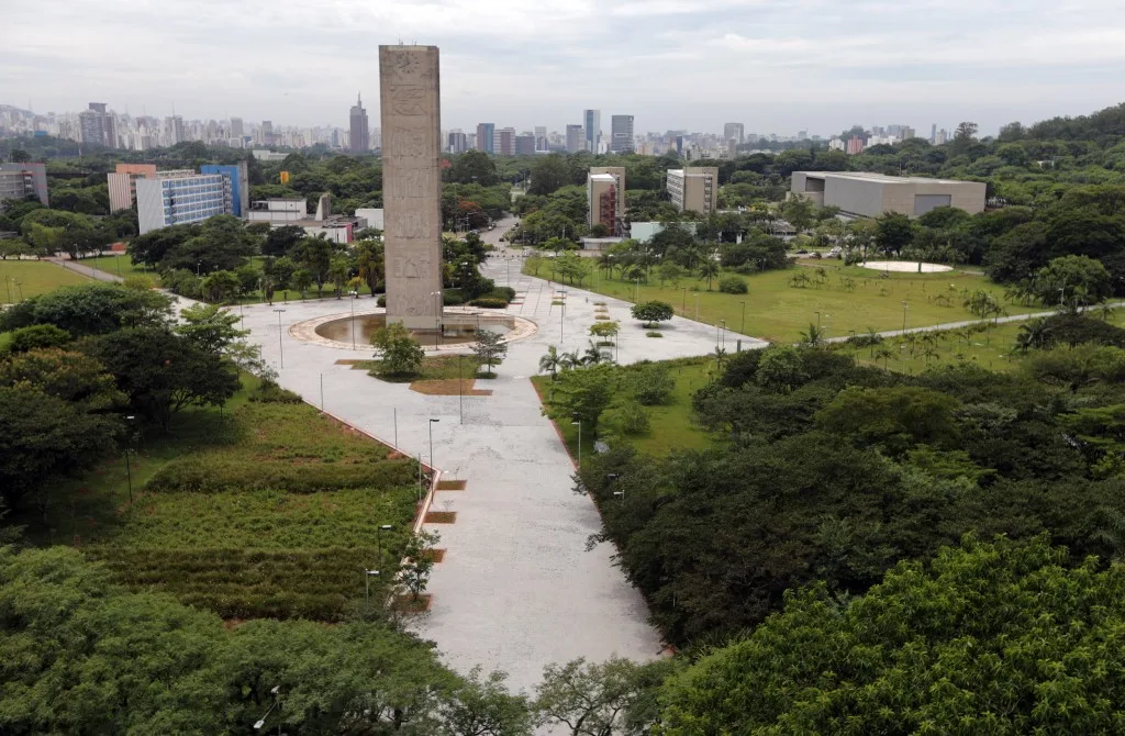 Pacientes fazem fila na USP em busca de remédio experimental contra o câncer