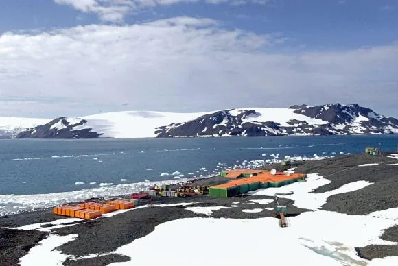 Segundo navio brasileiro de apoio à pesquisa parte para a Antártica nesta sexta-feira