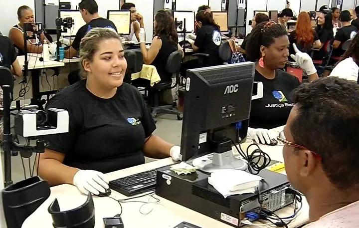 Prazo para regularizar situação eleitoral acaba dia 9 de maio