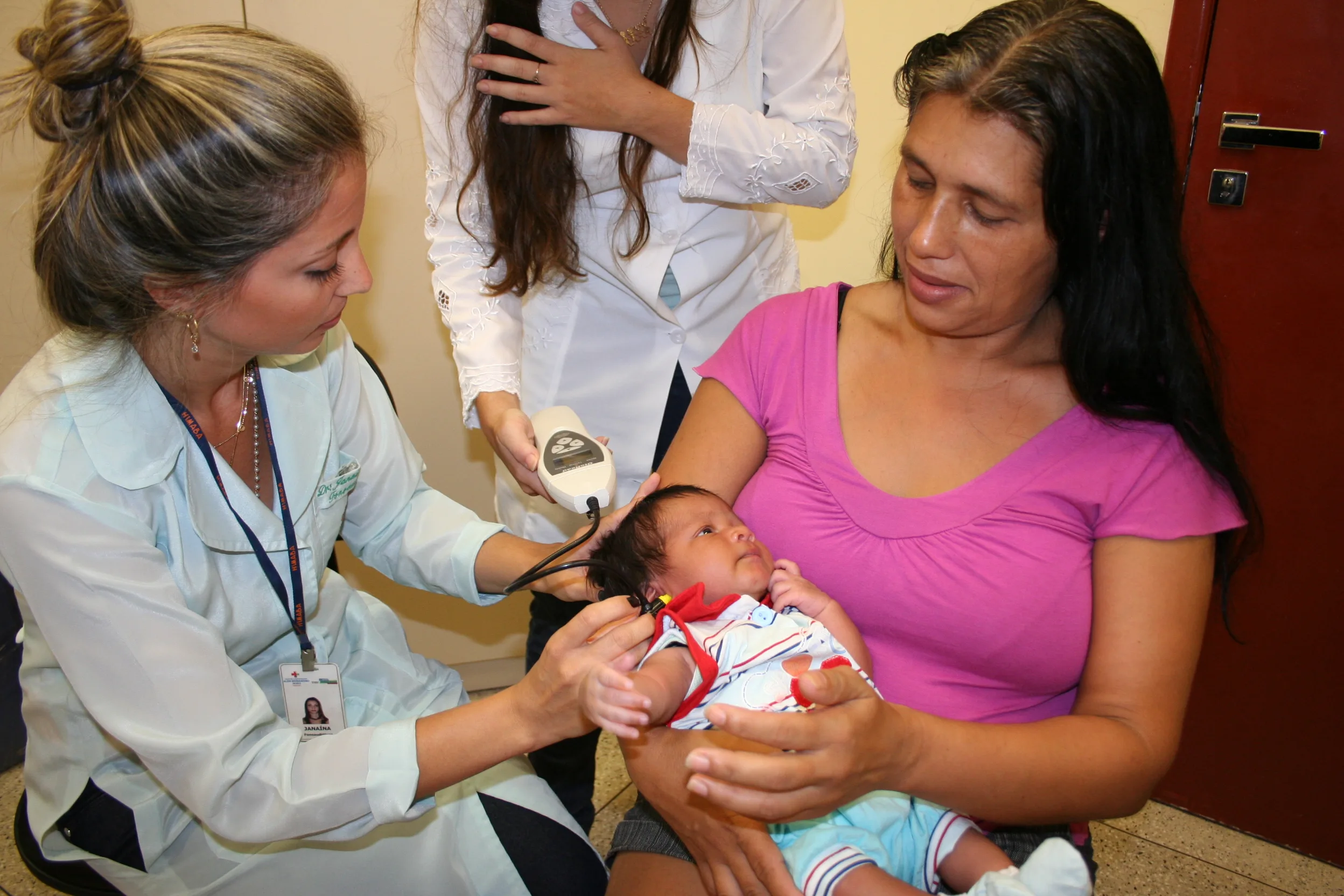 Atenção mamães! Conheça a importância do teste da orelhinha