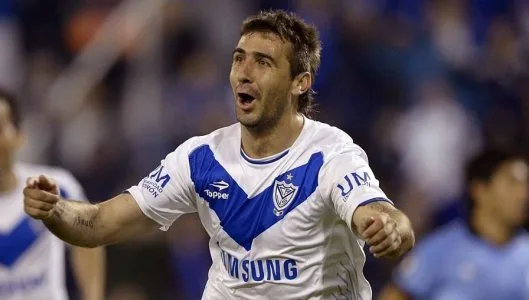 Atlético-MG confirma a contratação de Lucas Pratto