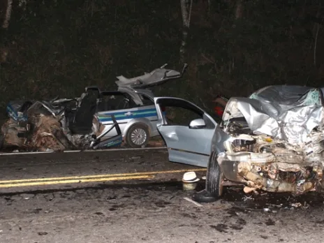 Quatro pessoas morrem em acidente envolvendo táxi em Marechal Floriano