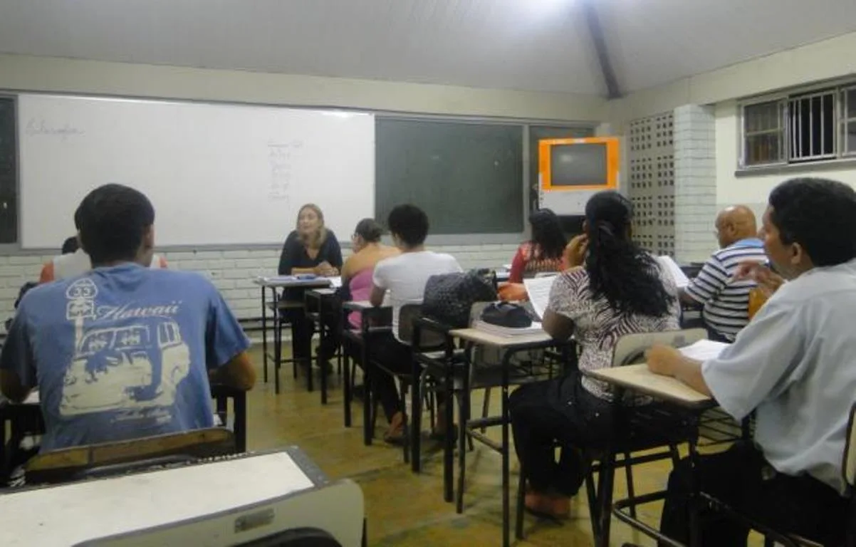 ES vai abrir 45 mil vagas para adultos que desejam concluir estudos