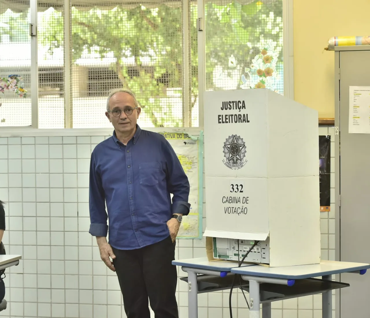 Hartung vota em Vitória e defende 'estelionato político'