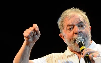 Lula já articula resistência a Temer