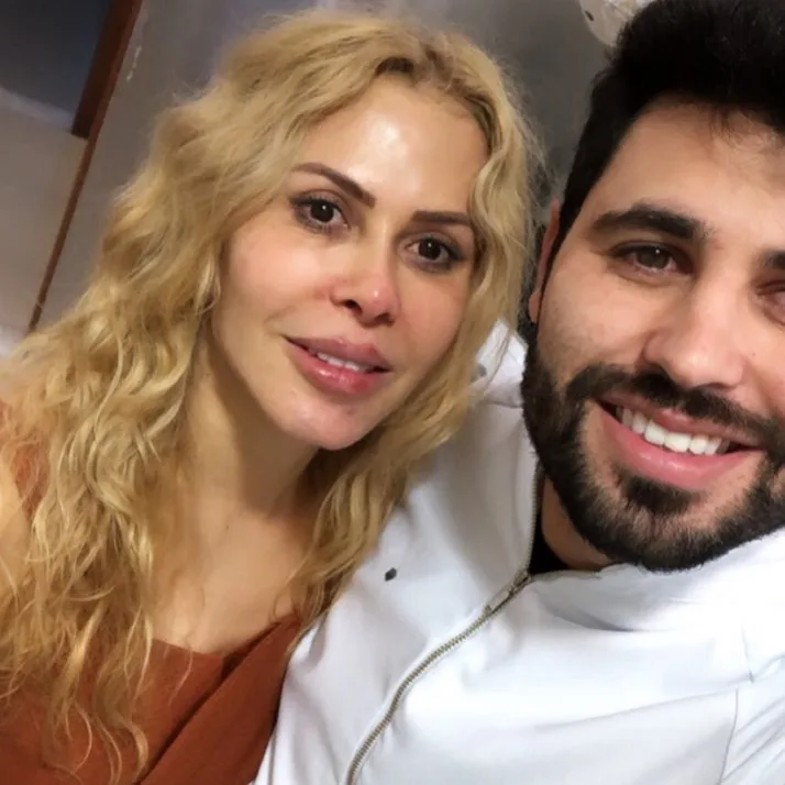 Joelma realiza harmonização facial com mesmo médico de Gretchen