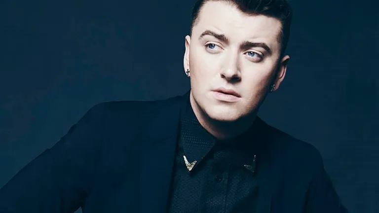 Sam Smith fala pela primeira vez sobre término com ator de 13 Reasons Why