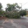Chuva de granizo e danos após temporal em Guarapari