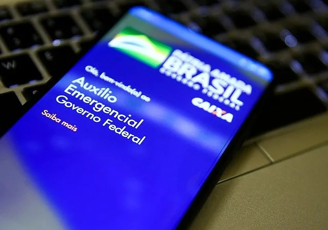 Governo define valores do auxílio emergencial e pagará até R$ 375