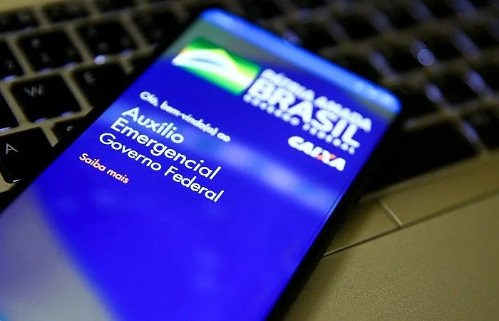 Mais 3,6 milhões recebem auxílio emergencial nesta sexta-feira