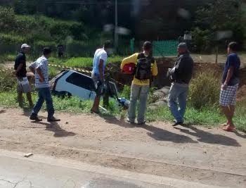 Acidente na BR-101 deixa um morto e trânsito congestionado na Serra