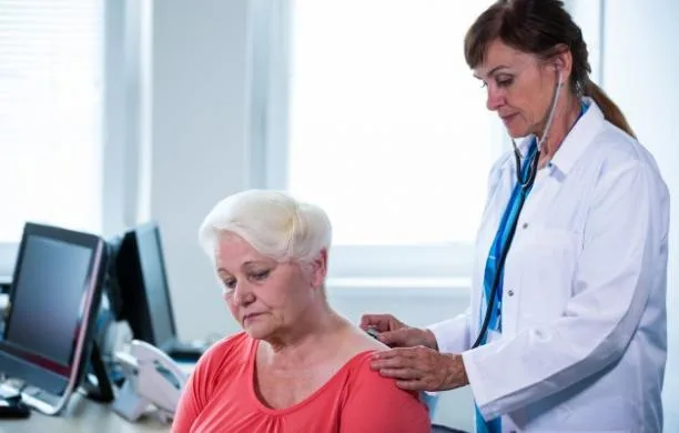 Pacientes com hipertensão pulmonar no Brasil sofrem impactos emocionais e financeiros