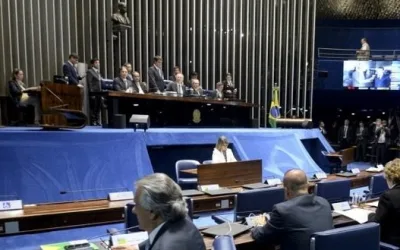 Disputa pela liderança do PMDB pode causar divisão do partido de Temer na Câmara