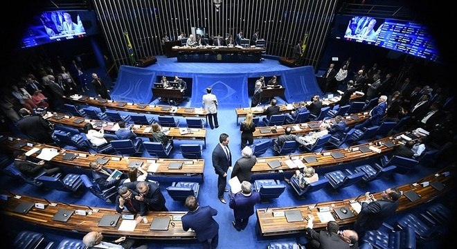 Estudante da Serra representa Estado no Senado Federal  