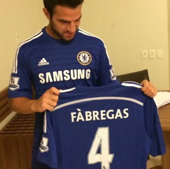 Após nova derrota do Chelsea, Fàbregas nega desentendimentos com Mourinho Após nova derrota do Chelsea, Fàbregas nega desentendimentos com Mourinho