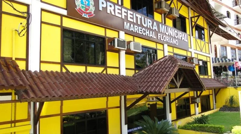 Prefeitura de Marechal Floriano volta a funcionar em horário integral