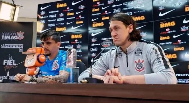 Campeões, Cássio e Fagner voltam ao Corinthians nesta quarta