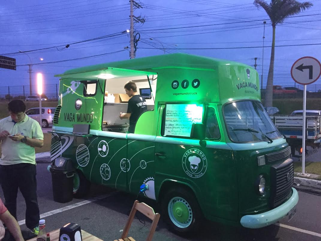 Seminário sobre food trucks reúne empresários e empreendedores em Vitória