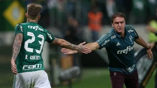 Por gratidão a Cuca, Róger Guedes diz não querer sair do Palmeiras