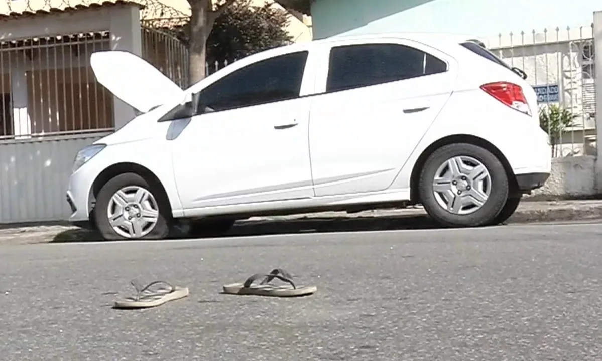 Dupla tenta roubar carro, é abordada e troca tiros com a polícia na Serra