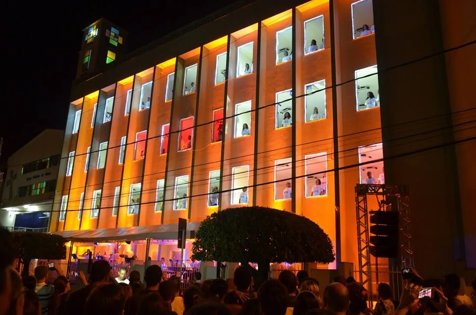 Começa nesta sexta-feira apresentação de Natal nas janelas de Igreja Batista em Vila Velha