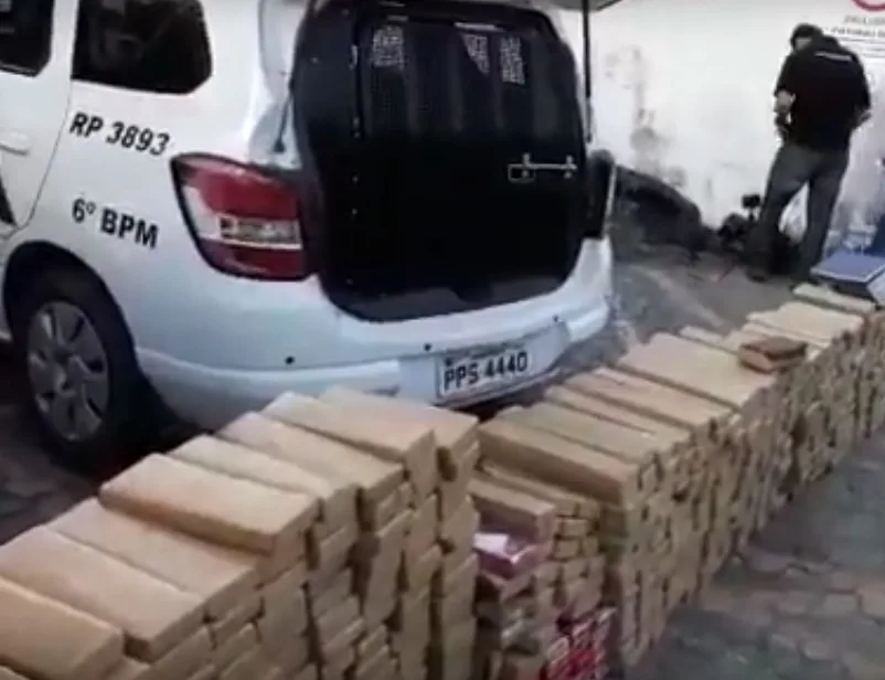 Polícia apreende mais de meia tonelada de maconha na Serra