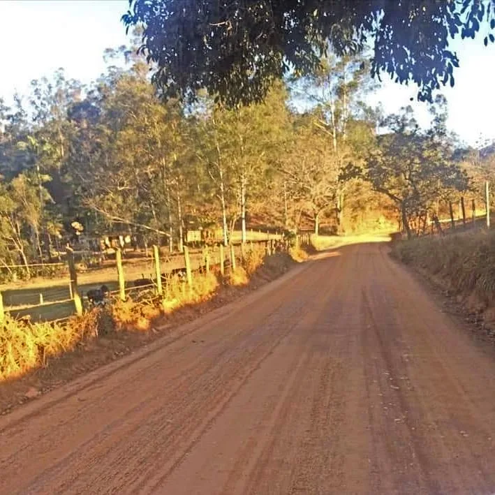 Estrada rural na localidade de Santa Teresa recebe revitalização