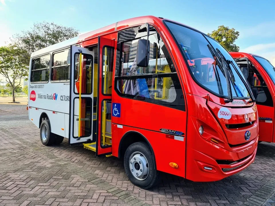 Novos ônibus do 'Mão na Roda' começam a circular na Grande Vitória