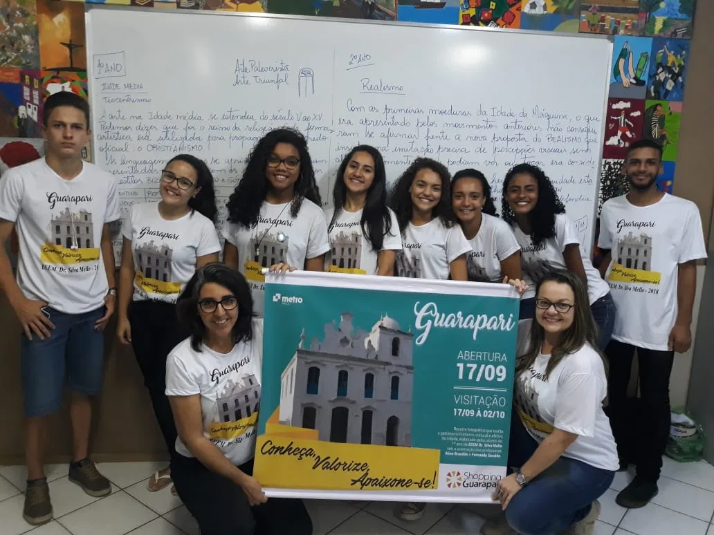 Alunos fotografam e expõem registros de monumentos históricos em Guarapari