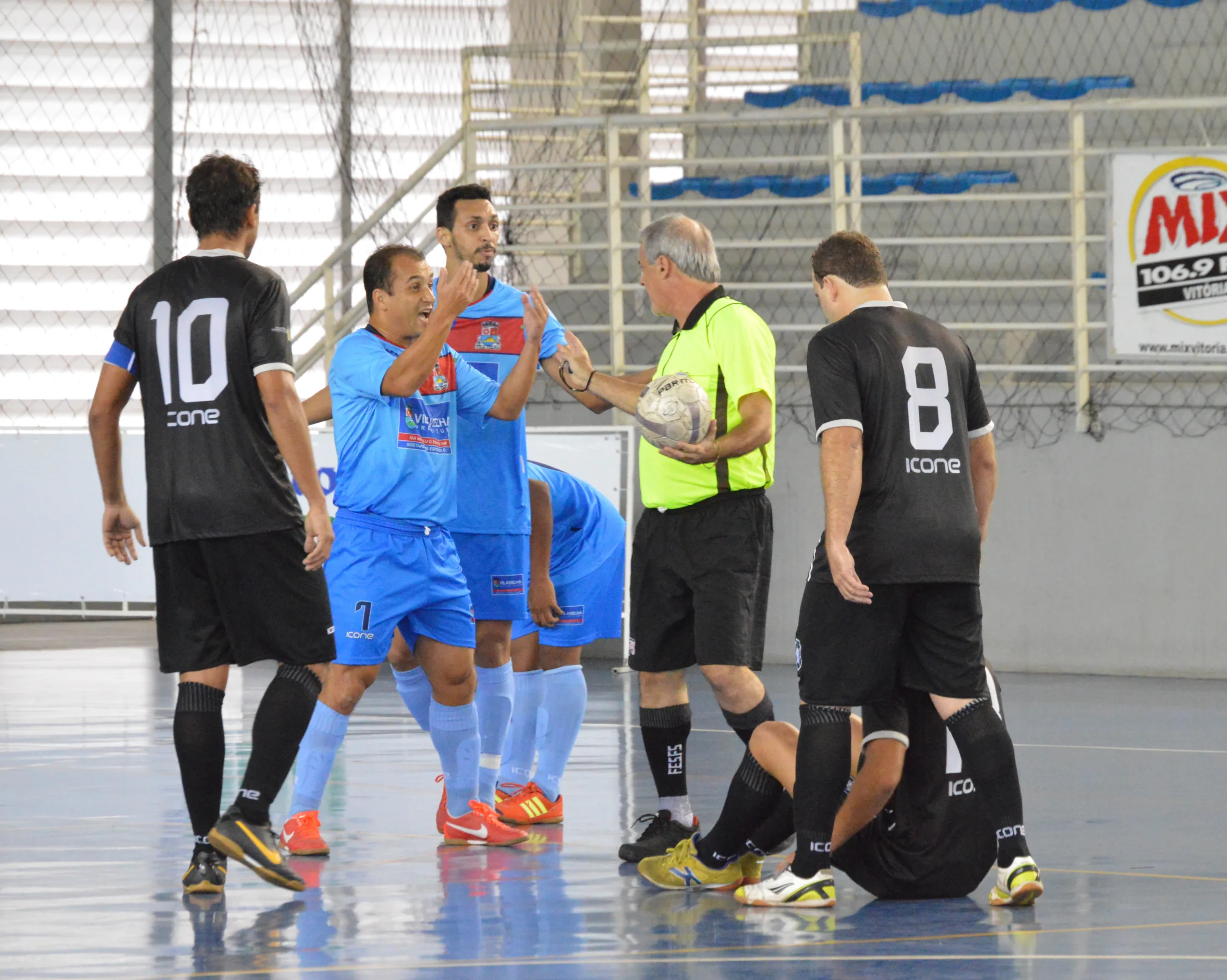 Rio Branco e Vila Velha fazem clássico na Copa Metropolitana de Futsal