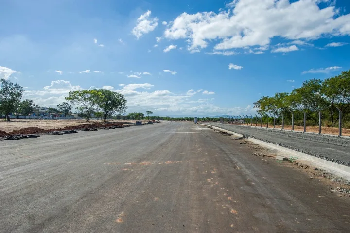 Obras da nova Avenida Adalberto Simão Nader