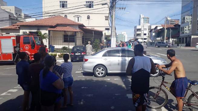 Corpos de irmãos que morreram carbonizados em Linhares vão passar por exame de DNA