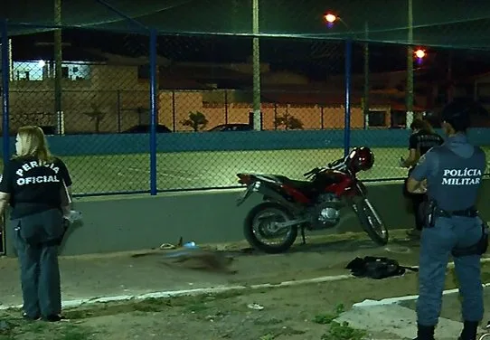 Jovem morre e dois ficam feridos durante tiroteio em Vila Velha