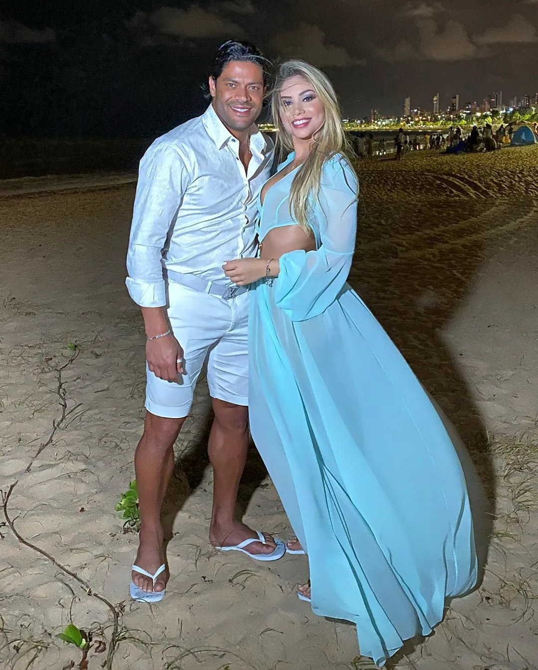 Casamento a vista! Hulk aparace pela primeira vez com sobrinha da ex-mulher e mostra aliança luxuosa