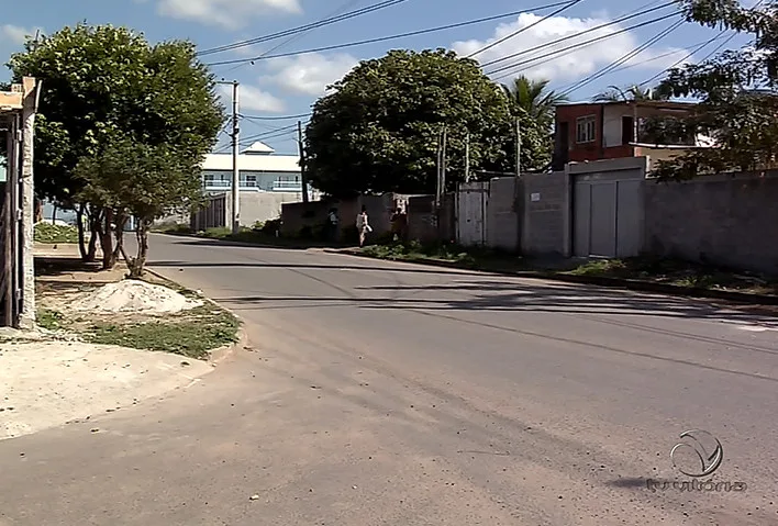 Ameaçado por traficantes, rapaz é morto com oito tiros na Serra